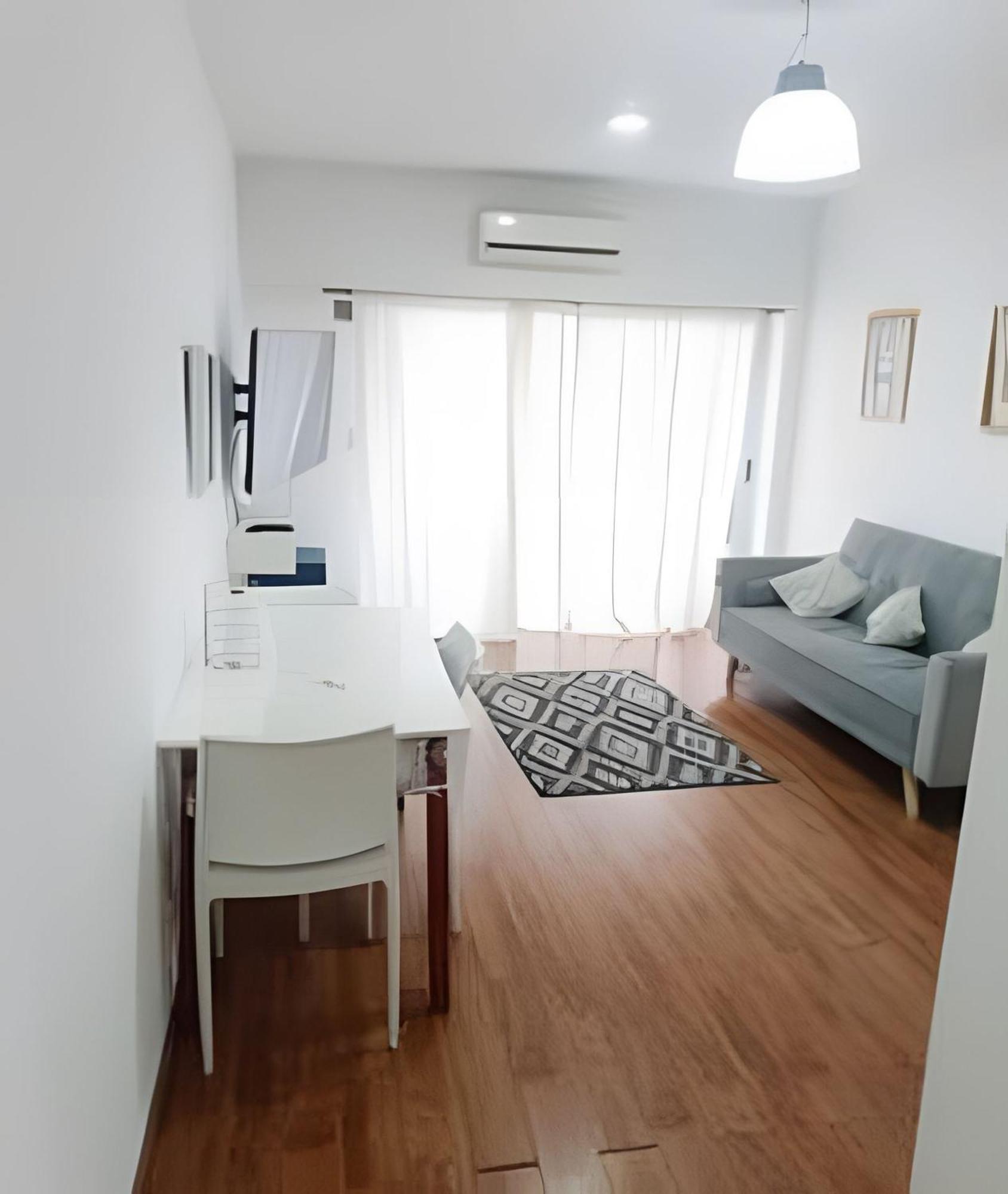 Veve V . Sun Splashed Apt, Easy Access To The Apartamento